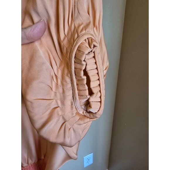 Diane Von Furstenberg mid length dress in peach / orange short sleeve size 4 - Picture 6 of 11